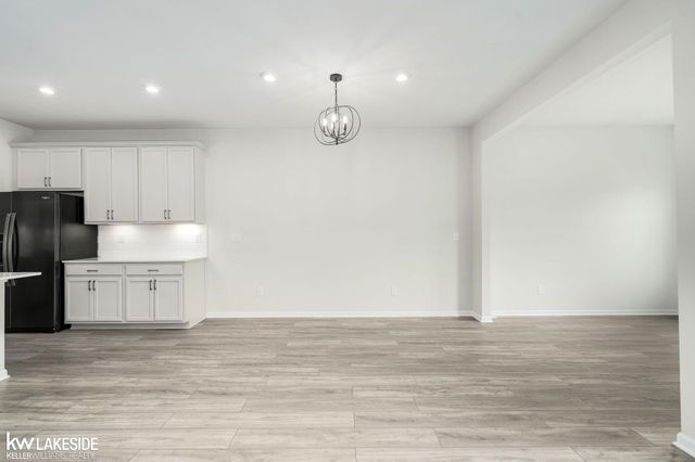 324 Strawberry Drive, Rochester, MI 48307