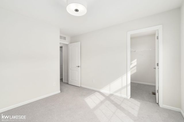 324 Strawberry Drive, Rochester, MI 48307