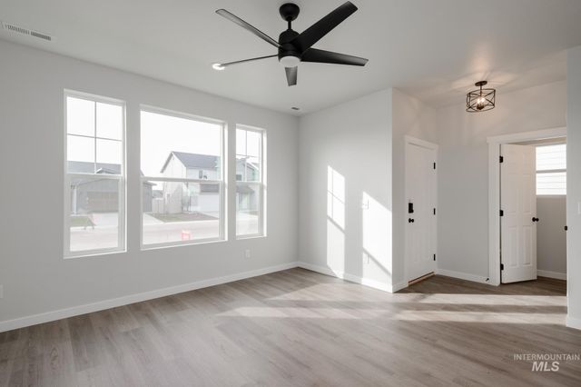 2930 E Boulder Basin Dr, Kuna, ID 83634