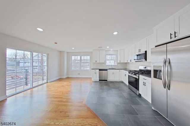 71 Lindsley Ave, Newark City, NJ 07106