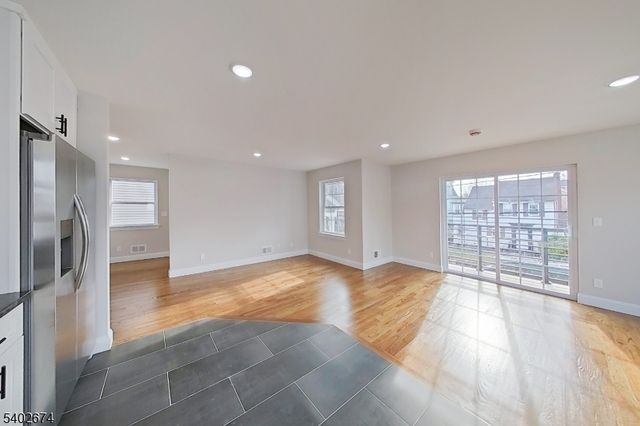 71 Lindsley Ave, Newark City, NJ 07106