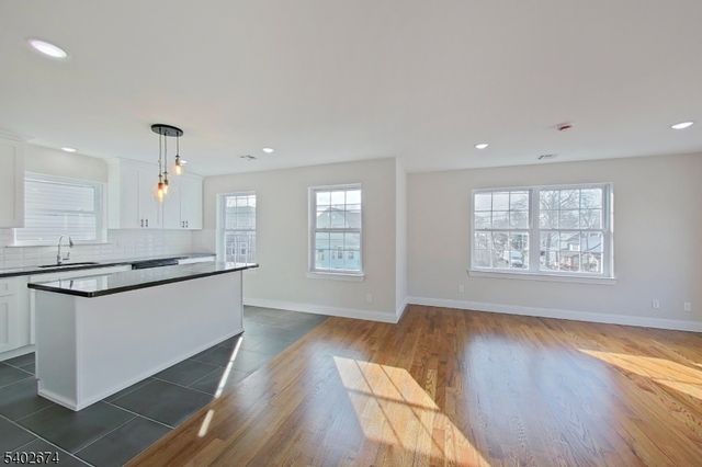 71 Lindsley Ave, Newark City, NJ 07106