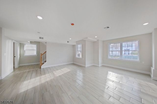 71 Lindsley Ave, Newark City, NJ 07106