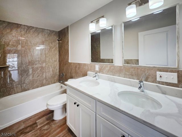 71 Lindsley Ave, Newark City, NJ 07106