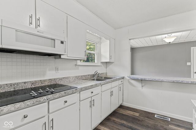 385 S County Road 90 W, North Vernon, IN 47265