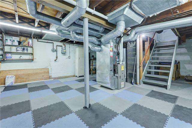 100 Meadowbrook Road, Rochester, NY 14620