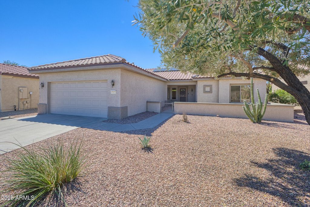 15153 W CACTUS RIDGE Way, Surprise, AZ 85374 — exterior