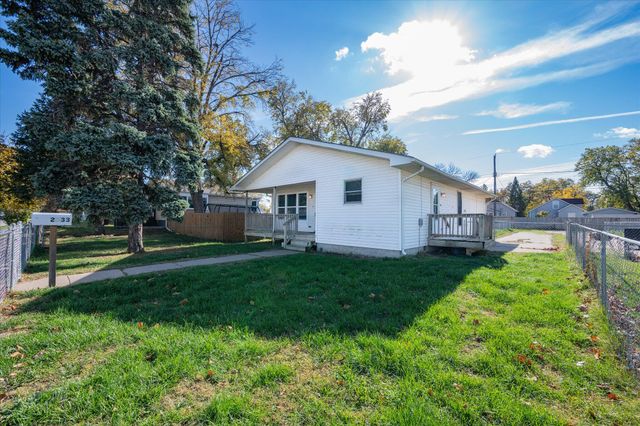 2733 2ND Avenue, Council Bluffs, IA 51501