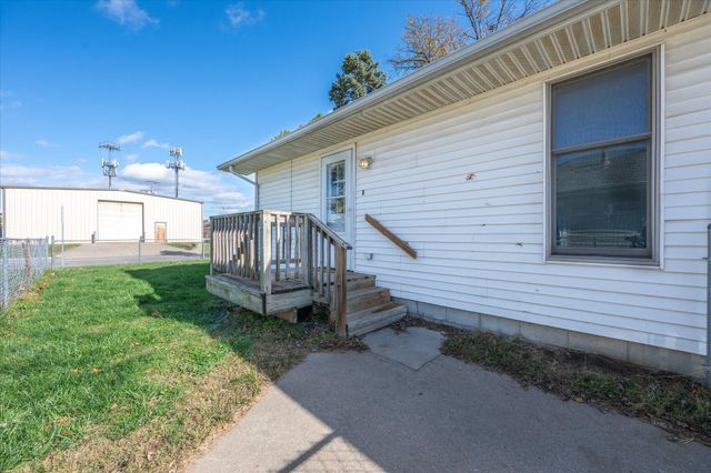 2733 2ND Avenue, Council Bluffs, IA 51501