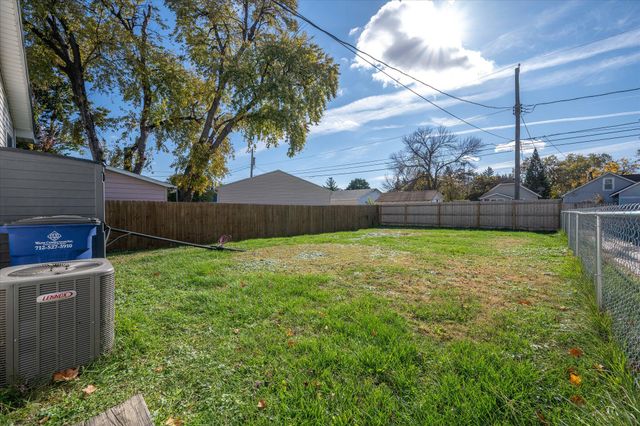 2733 2ND Avenue, Council Bluffs, IA 51501