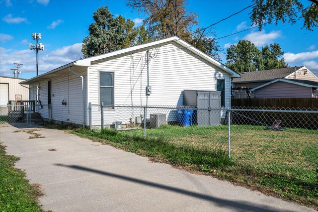 2733 2ND Avenue, Council Bluffs, IA 51501