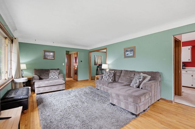 14760 Cambrian Avenue W, Rosemount, MN 55068