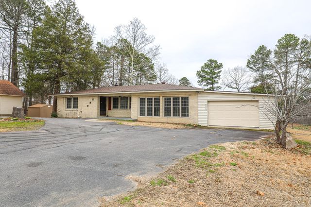 2521 NORTHSHORE, Benton, AR 72015