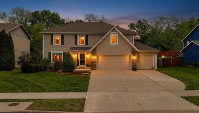 4801 Edgehill Street, Leavenworth, KS 66048