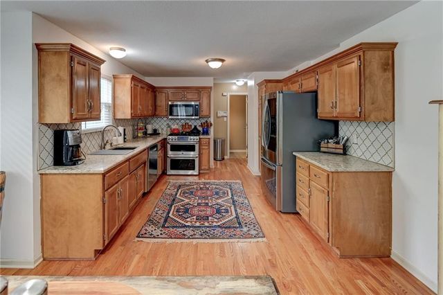 4801 Edgehill Street, Leavenworth, KS 66048