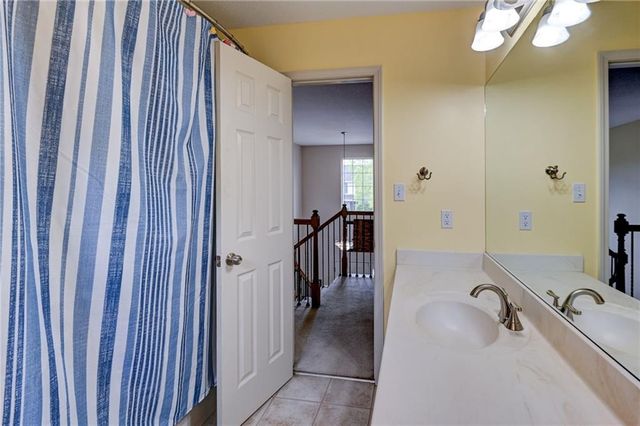4801 Edgehill Street, Leavenworth, KS 66048