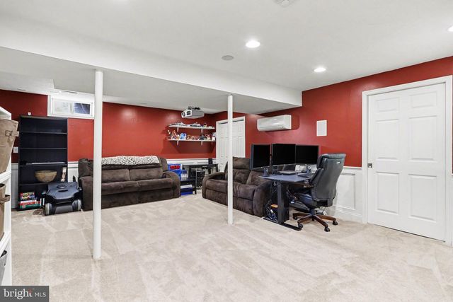 19 STAYMAN WAY, Littlestown, PA 17340