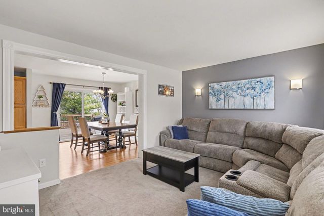 19 STAYMAN WAY, Littlestown, PA 17340