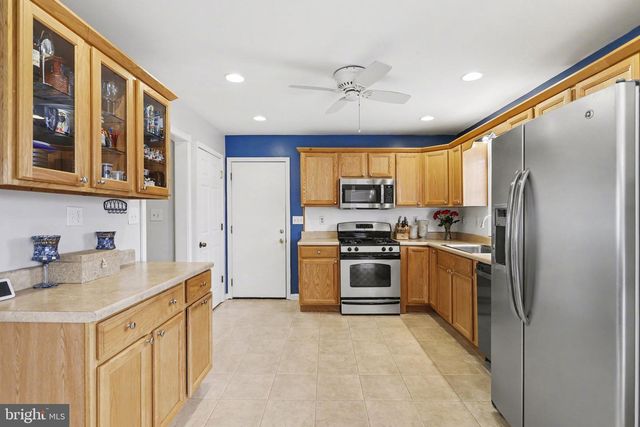 19 STAYMAN WAY, Littlestown, PA 17340