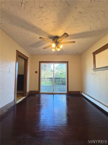 2440 Linwood Avenue, Niagara Falls, NY 14305