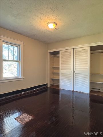 2440 Linwood Avenue, Niagara Falls, NY 14305