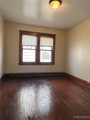 2440 Linwood Avenue, Niagara Falls, NY 14305