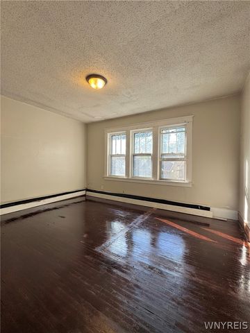 2440 Linwood Avenue, Niagara Falls, NY 14305