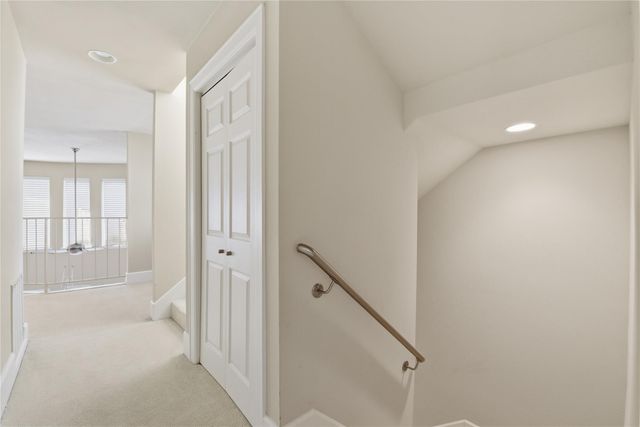 2409 Bering Drive 21, Houston, TX 77057