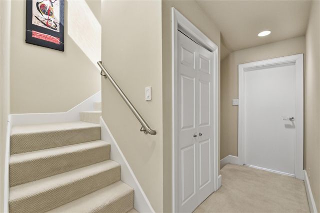 2409 Bering Drive 21, Houston, TX 77057