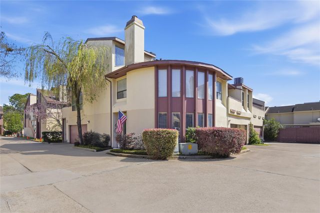 2409 Bering Drive 21, Houston, TX 77057