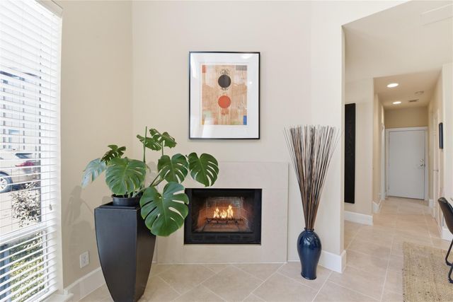 2409 Bering Drive 21, Houston, TX 77057