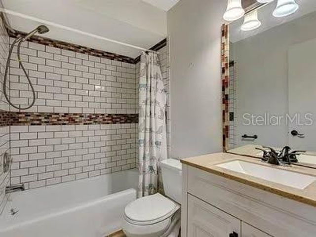 5645 SUMMER SIDE LANE 40B, Sarasota, FL 34231