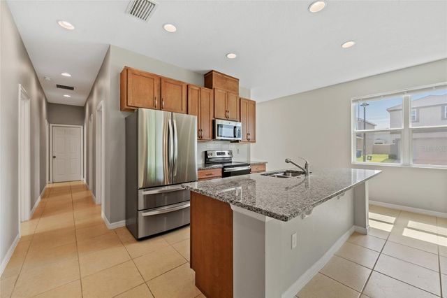 1678 SWAN SWIM DRIVE, Davenport, FL 33837