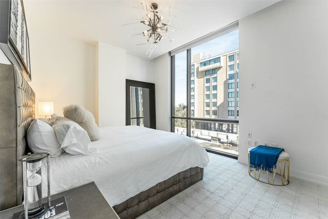 5656 N Central Expressway 400, Dallas, TX 75206