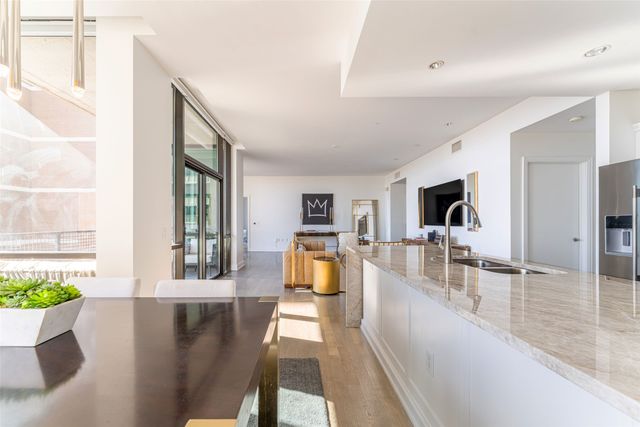 5656 N Central Expressway 400, Dallas, TX 75206