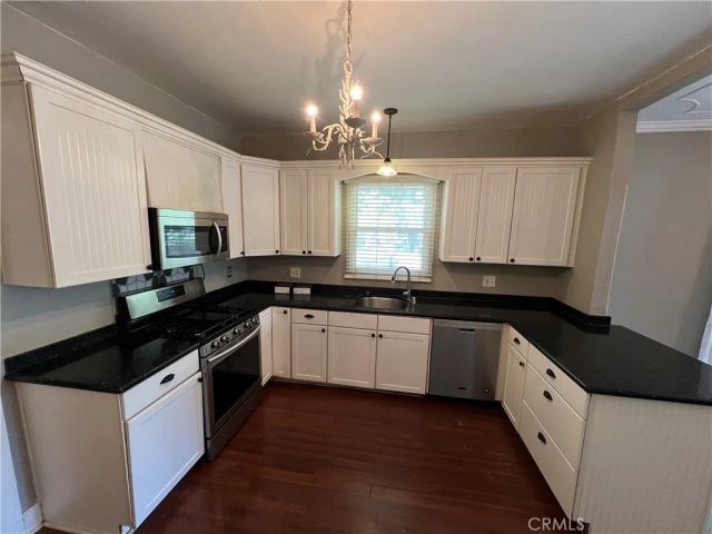 4073 Cedar Street, Riverside, CA 92501