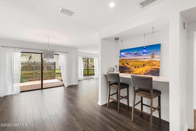 10150 LEISURE Lane N 23, Jacksonville, FL 32256