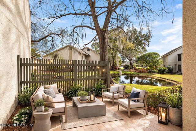 10150 LEISURE Lane N 23, Jacksonville, FL 32256