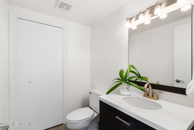 10150 LEISURE Lane N 23, Jacksonville, FL 32256