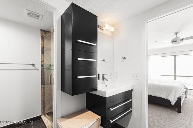 10150 LEISURE Lane N 23, Jacksonville, FL 32256