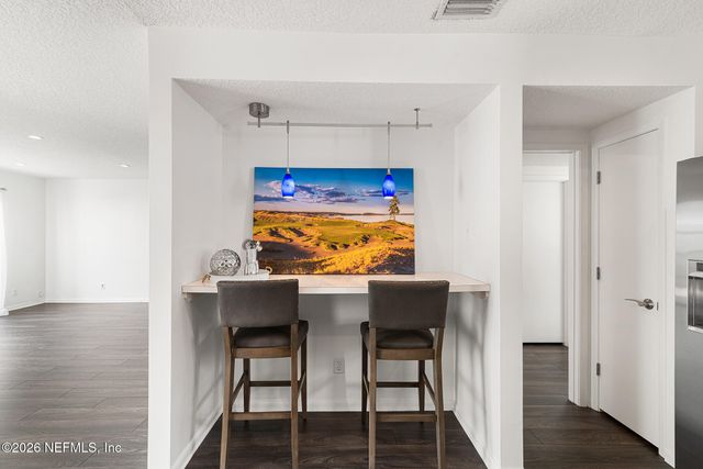 10150 LEISURE Lane N 23, Jacksonville, FL 32256