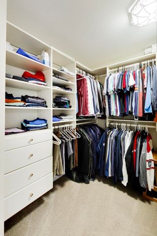 26W363 Torrey Pines Court, Winfield, IL 60190