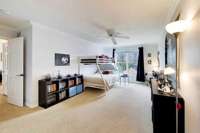 26W363 Torrey Pines Court, Winfield, IL 60190