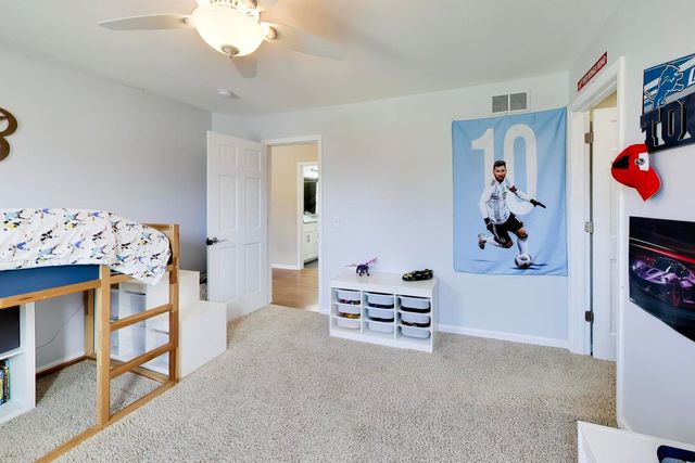 26W363 Torrey Pines Court, Winfield, IL 60190