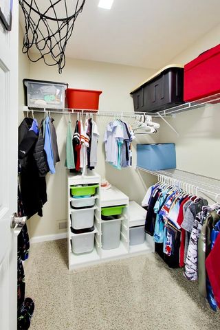 26W363 Torrey Pines Court, Winfield, IL 60190