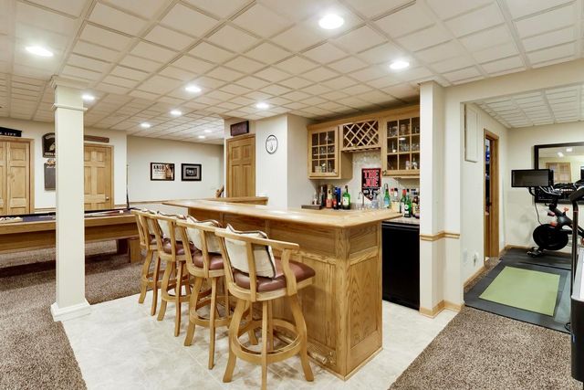 26W363 Torrey Pines Court, Winfield, IL 60190