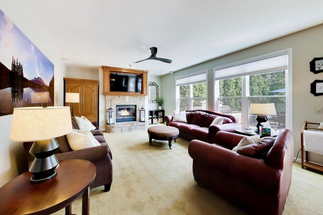 26W363 Torrey Pines Court, Winfield, IL 60190