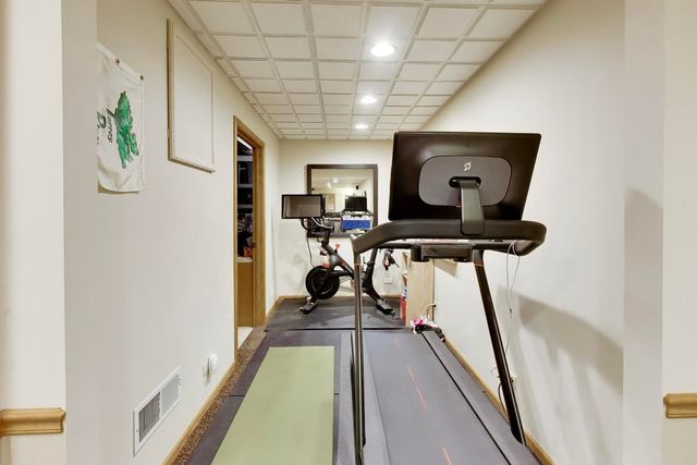 26W363 Torrey Pines Court, Winfield, IL 60190