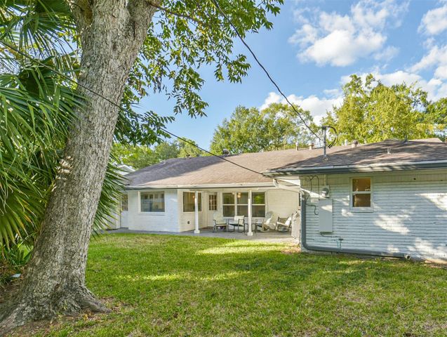 5731 Grape Street, Houston, TX 77096