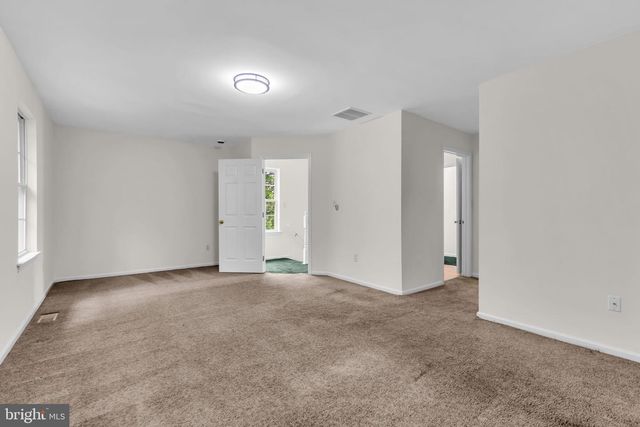 86 HIGH MEADOWS DR, Sicklerville, NJ 08081